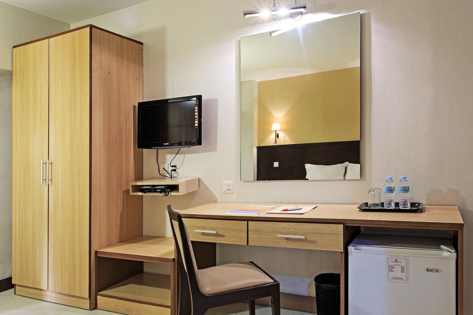 The Orchard Cebu Hotel & Suites Powered By Cocotel Exterior photo
