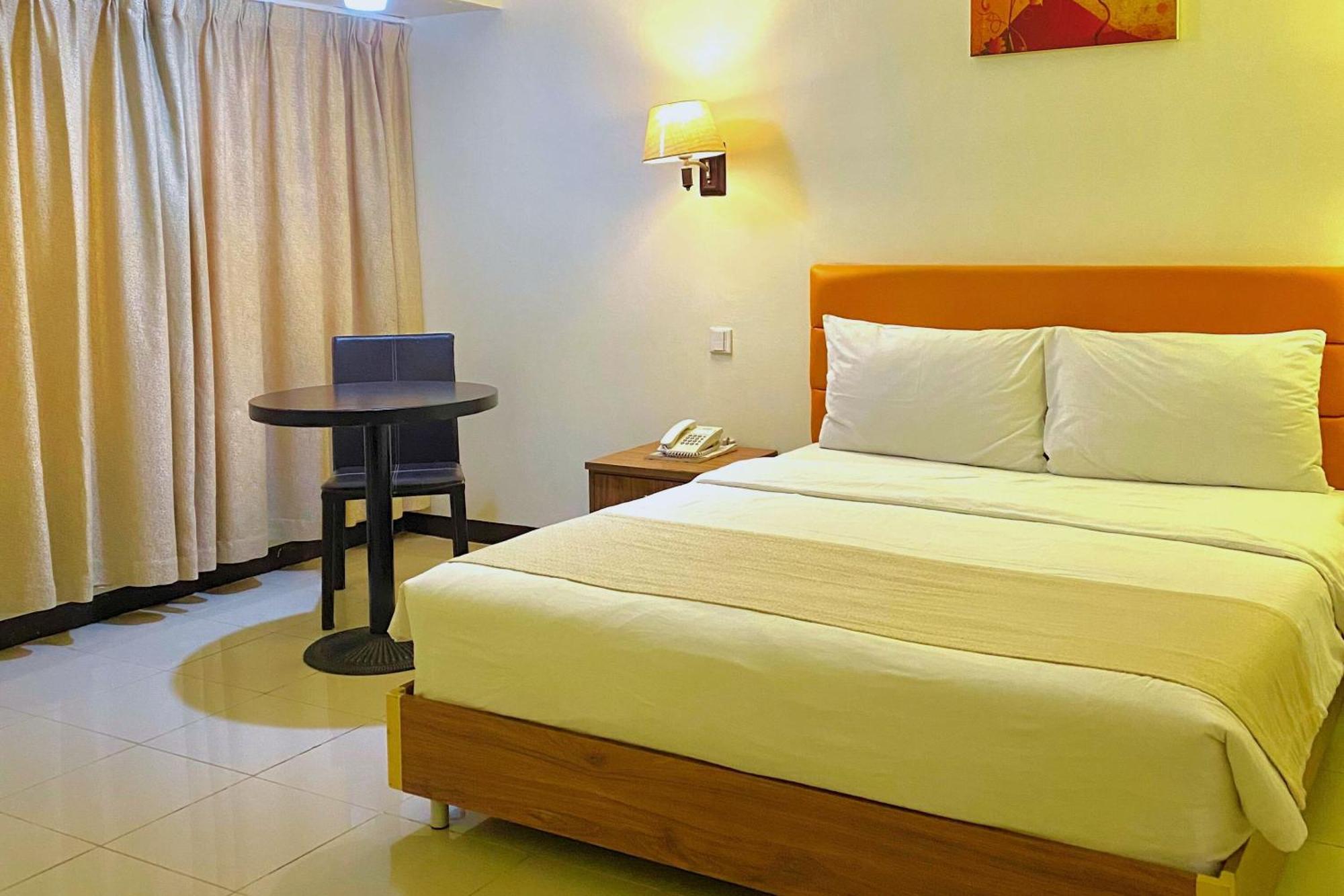 The Orchard Cebu Hotel & Suites Powered By Cocotel Exterior photo