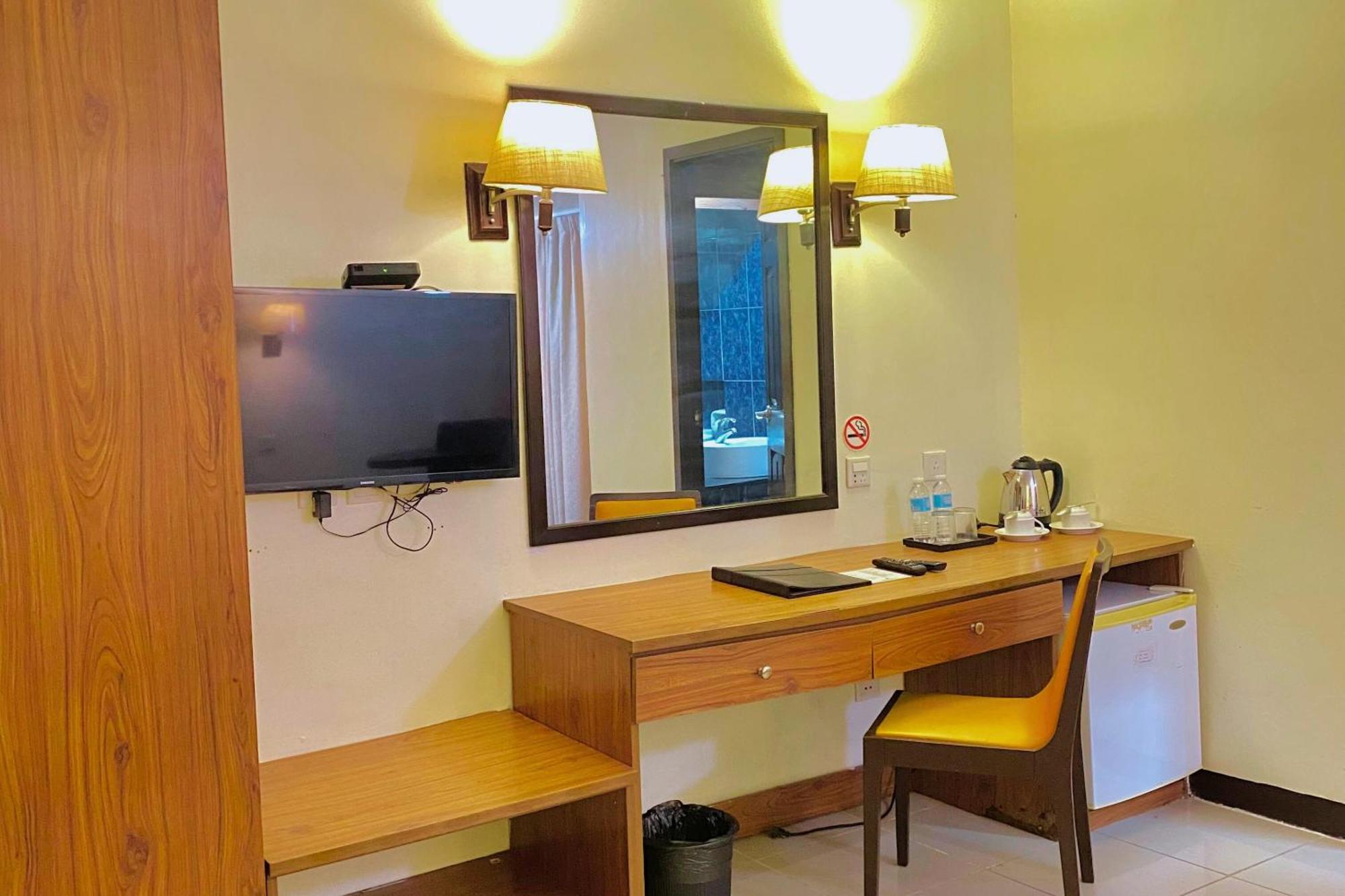 The Orchard Cebu Hotel & Suites Powered By Cocotel Exterior photo