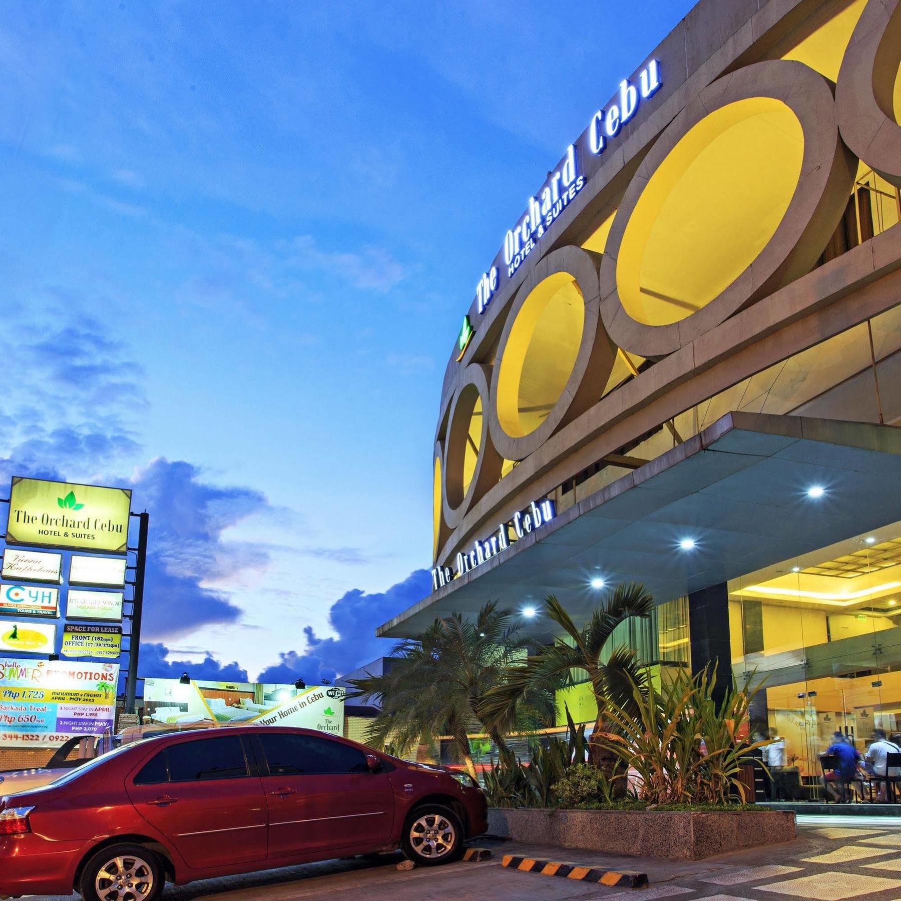 The Orchard Cebu Hotel & Suites Powered By Cocotel Exterior photo